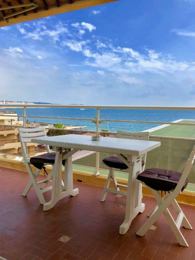 Le Fourneau Beach Frejus Exterior photo