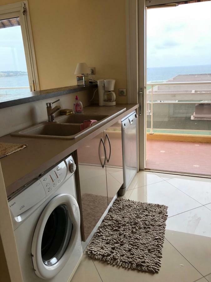 Le Fourneau Beach Frejus Exterior photo